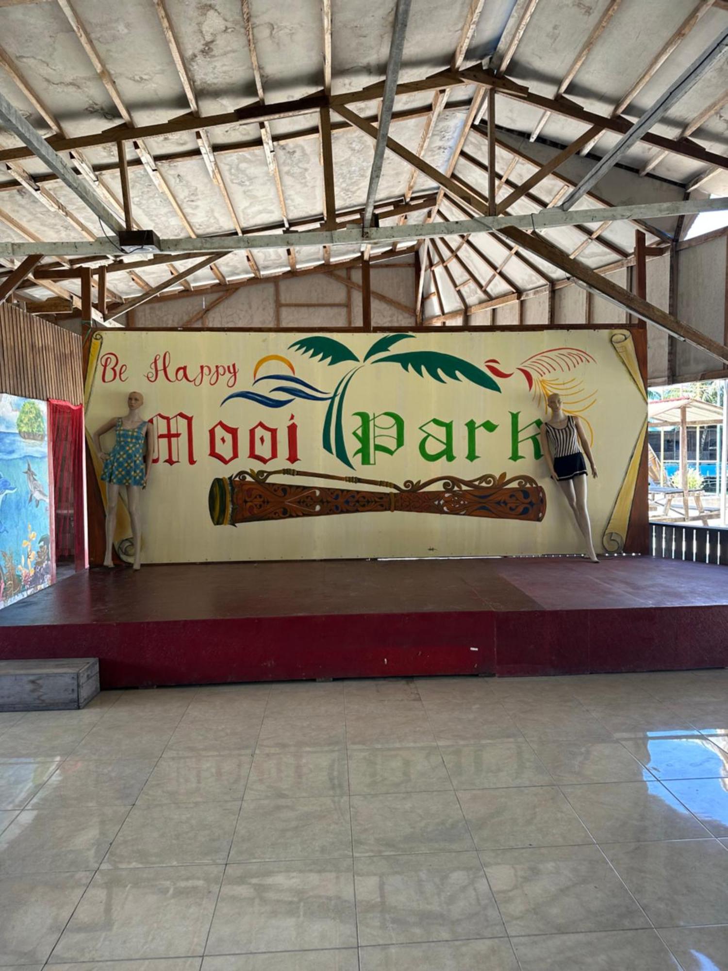 Mooi Park Sorong Exterior foto