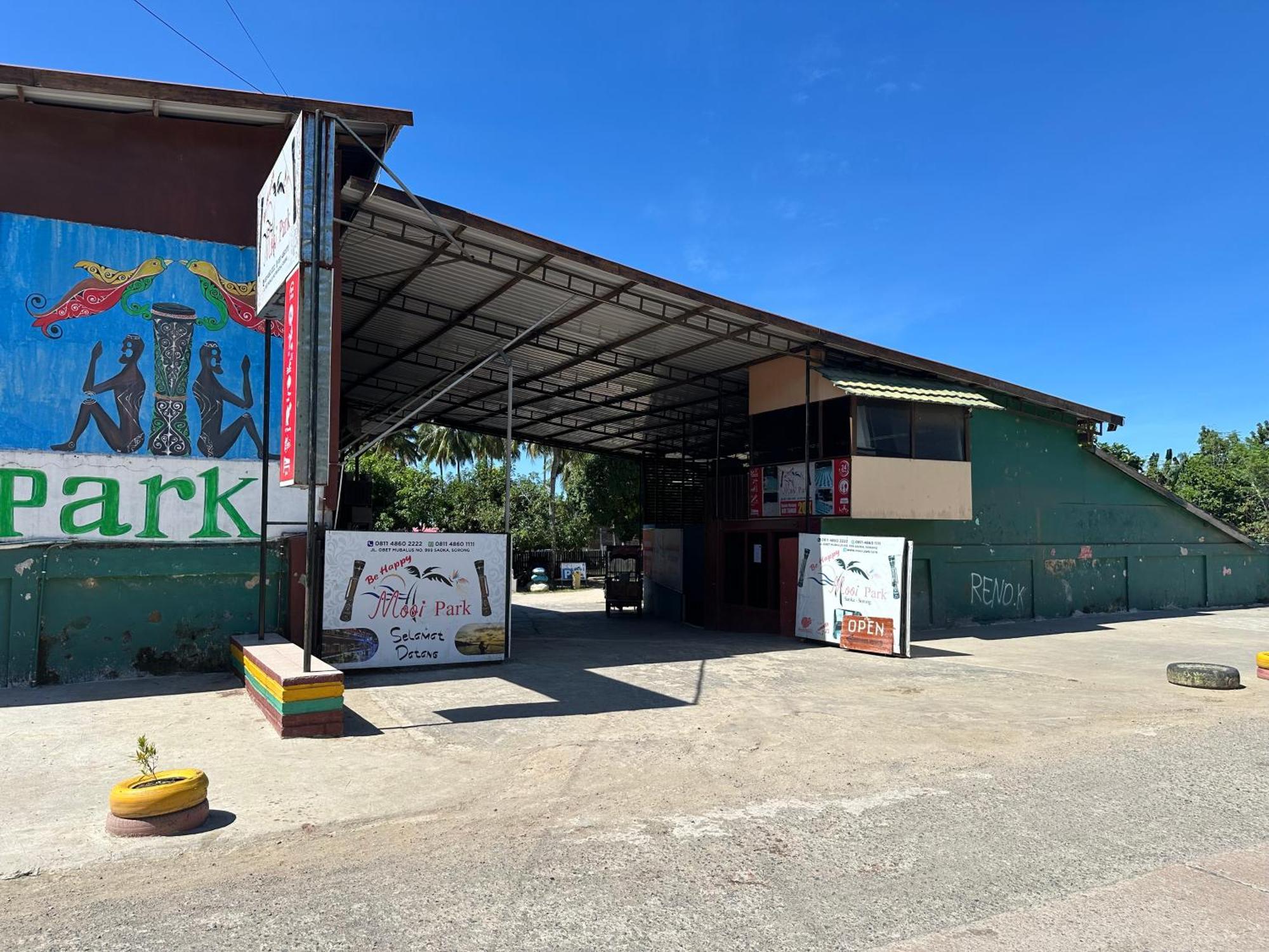 Mooi Park Sorong Exterior foto